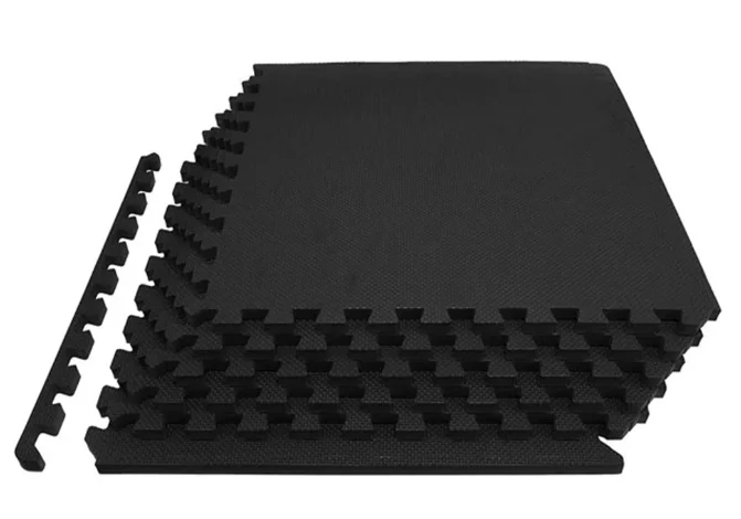 Interlocking Foam Mats · Set of Four